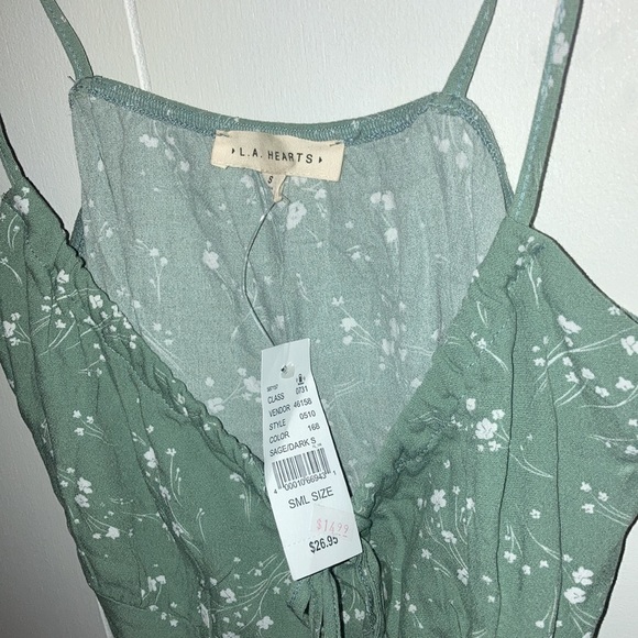 Crop Tank - Picture 3 of 3